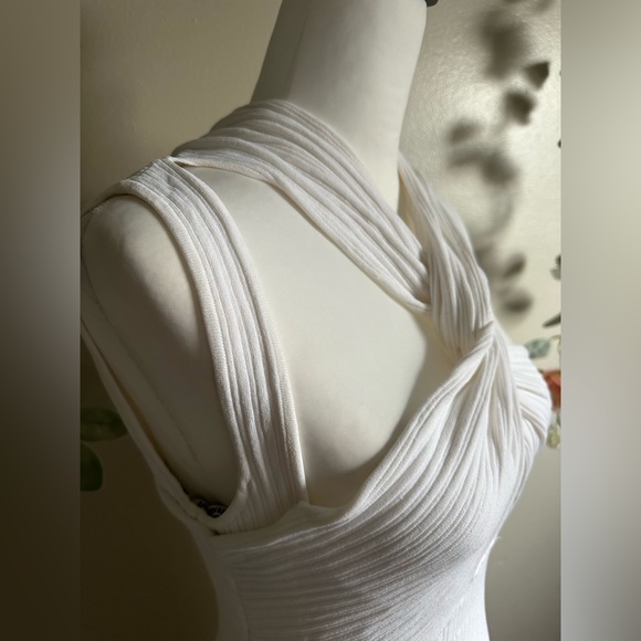 Aknvas Ingrid Midi-Dress - Picture 6 of 14